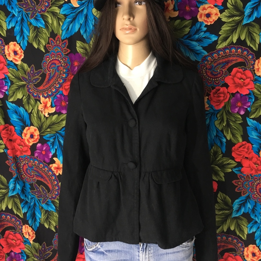 Women’s Solid black coat fashion jacket size small